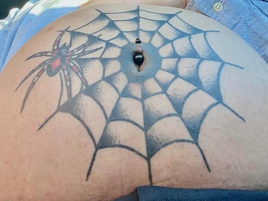 lip tattoo